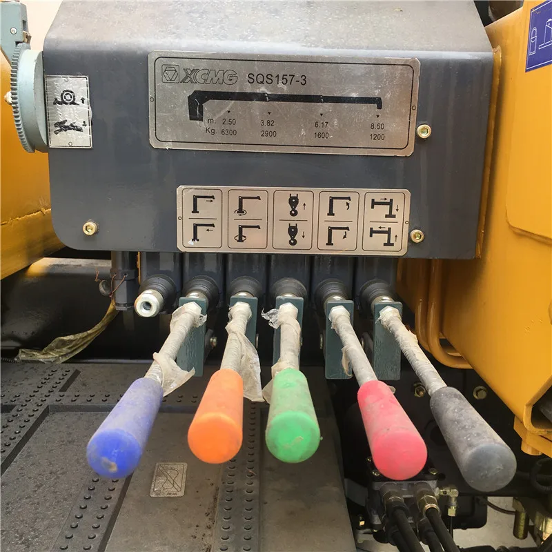 Dongfeng New Arrival 4*2 Crane Truck With 16t 18t 20t Truck Mounted Crane on Sale