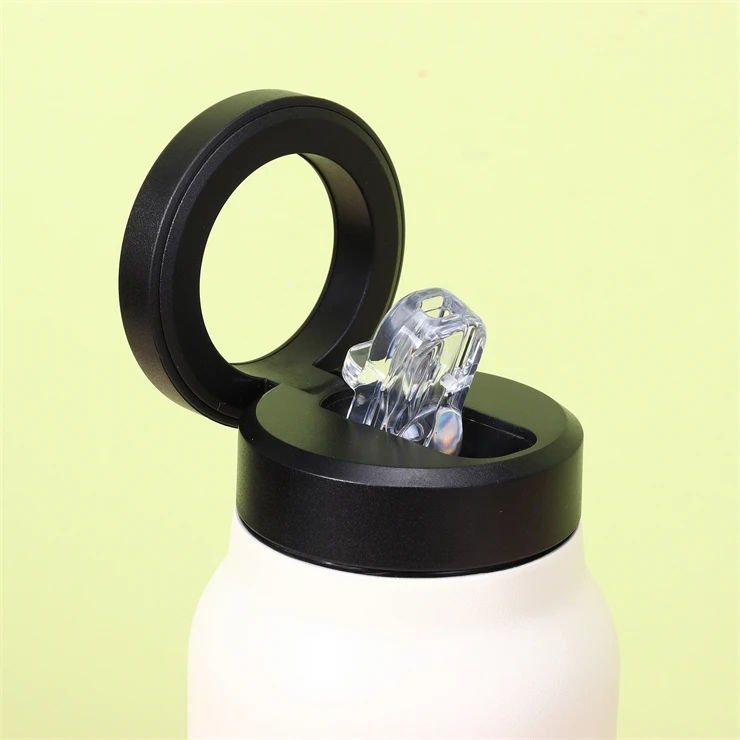 Custom New 24oz Magnetic Lid Water Bottle Phone Holder Phone Stand Adjustable Ringo like Water Bottle For ph_one 15 14 13