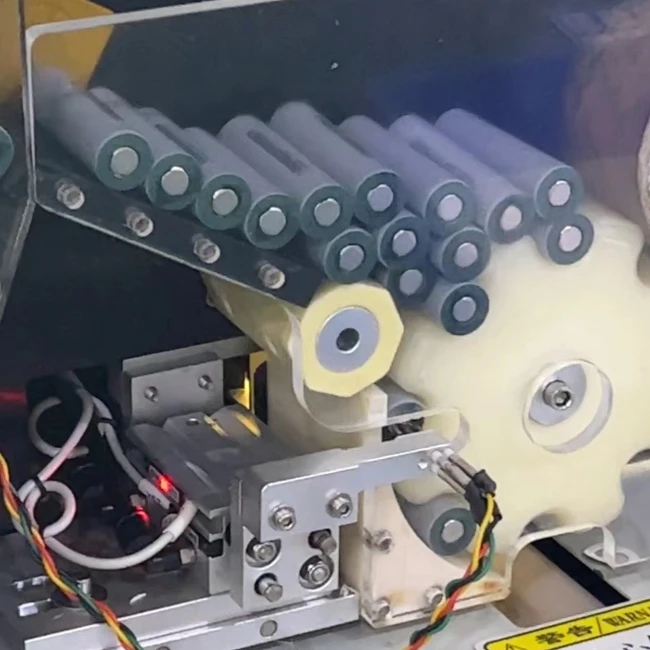 Factory Direct CHEEBO Lithium Ion Cylinder Cell  Voltage Sorting Machine Battery Sorting Machine