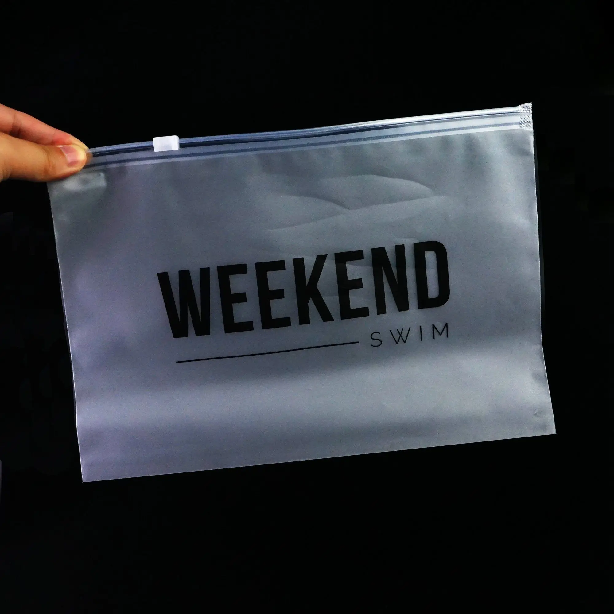 wholesale custom printed clear Pvc/pe packaging pouches zipper cosmetic frosted plastic zipper bag for t-shirt clothing packing