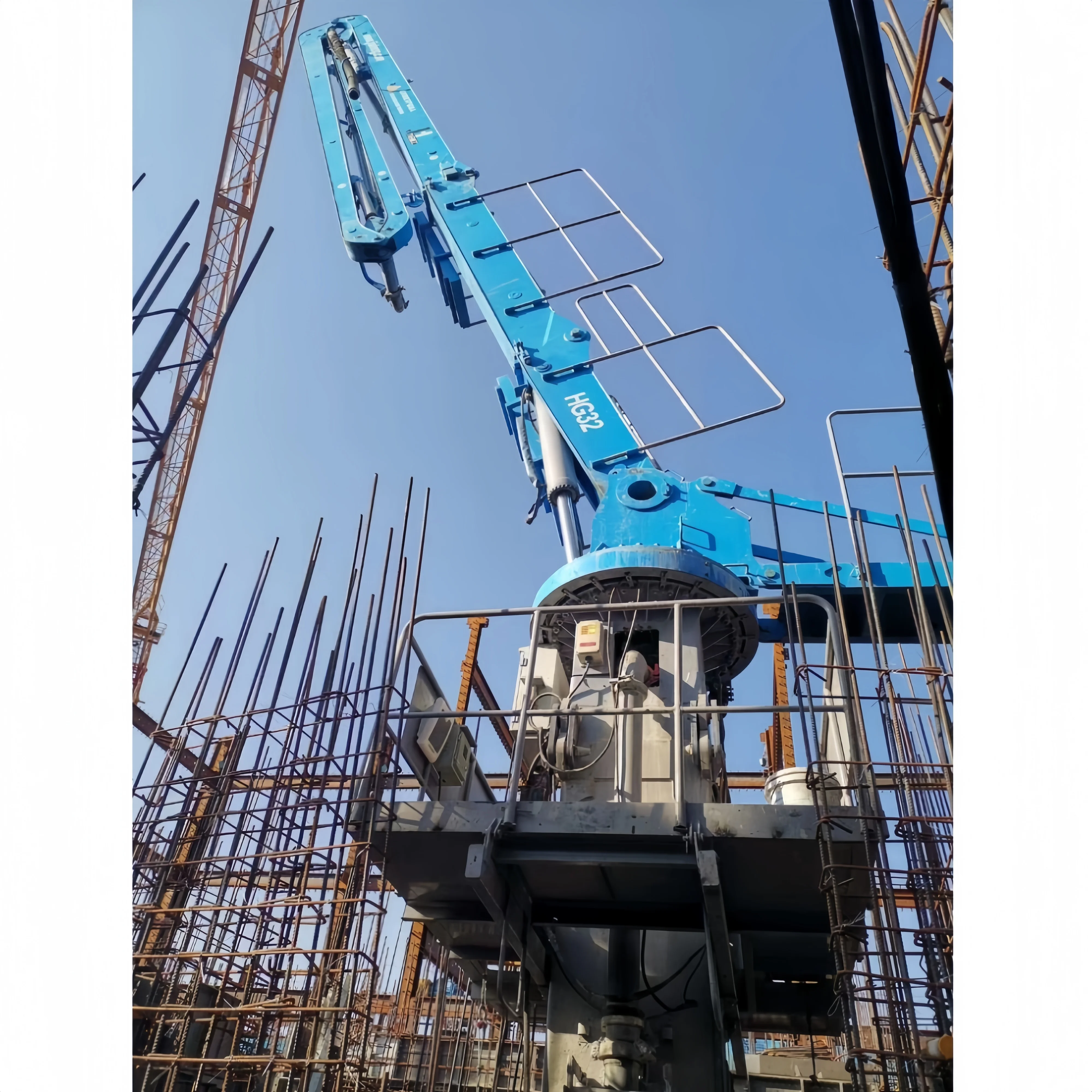 Jiuhe factory 28m 32m 33m 36m Building Construction Equipment Deliverying Concrete Construction Works products