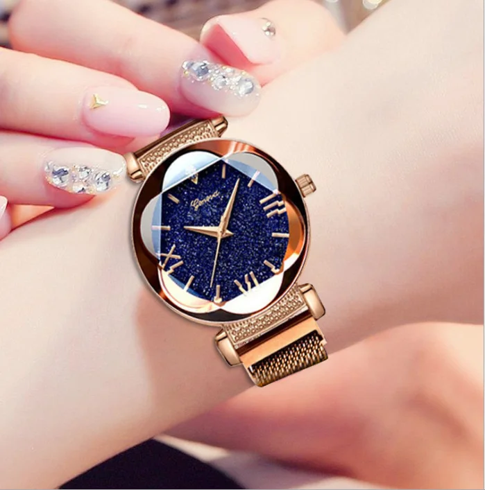 Cheap Luxury Diamond Starry Sky Watch,Fashion Custom Logo Private Label Magnetic Strap Lady Wrist Watch Women