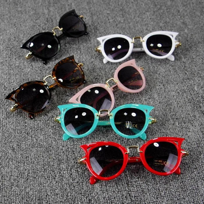 Feiyou new summer children cute girls beach shades sun glasses UV400 fashion kids cat eye sunglasses for 2021