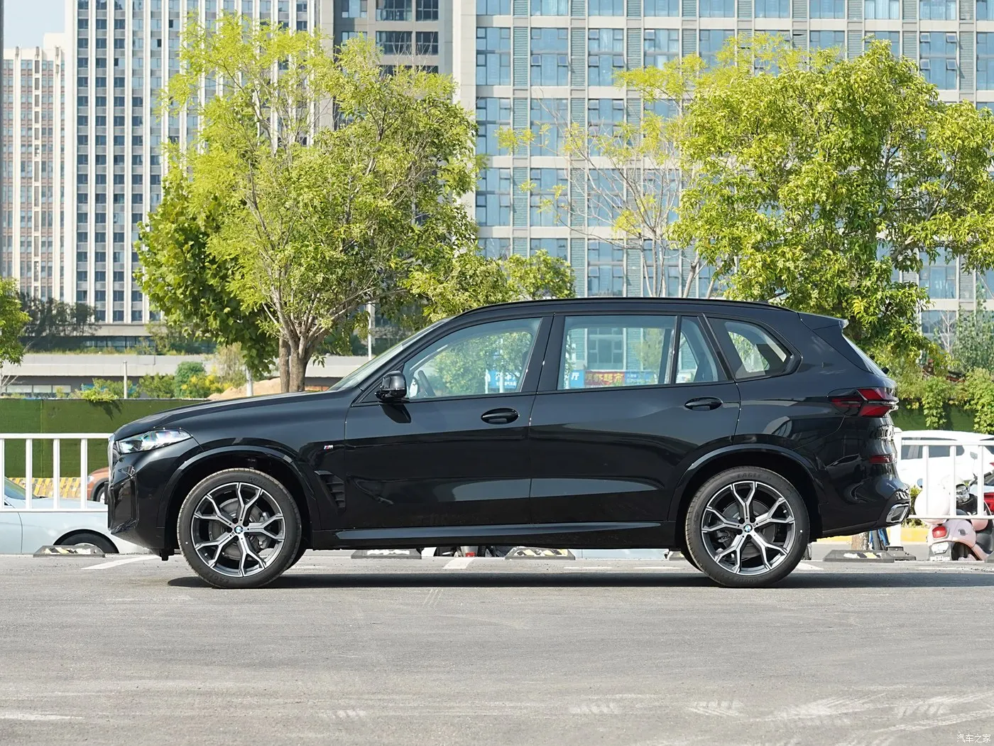 Best Selling Luxury Used Cars SUV Vehicle For Adults Use Fuel Car Gasoline Low Mileage X5 2023 xDrive Carro