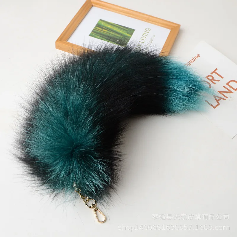 High Quality Oversized Fox Tail Key Chain Ladies Bag Pendant Car Furry Keychain