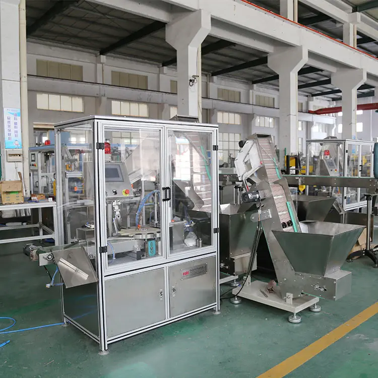 Automatic pp pet pvc bottle cap lining insert gasket machine with good price