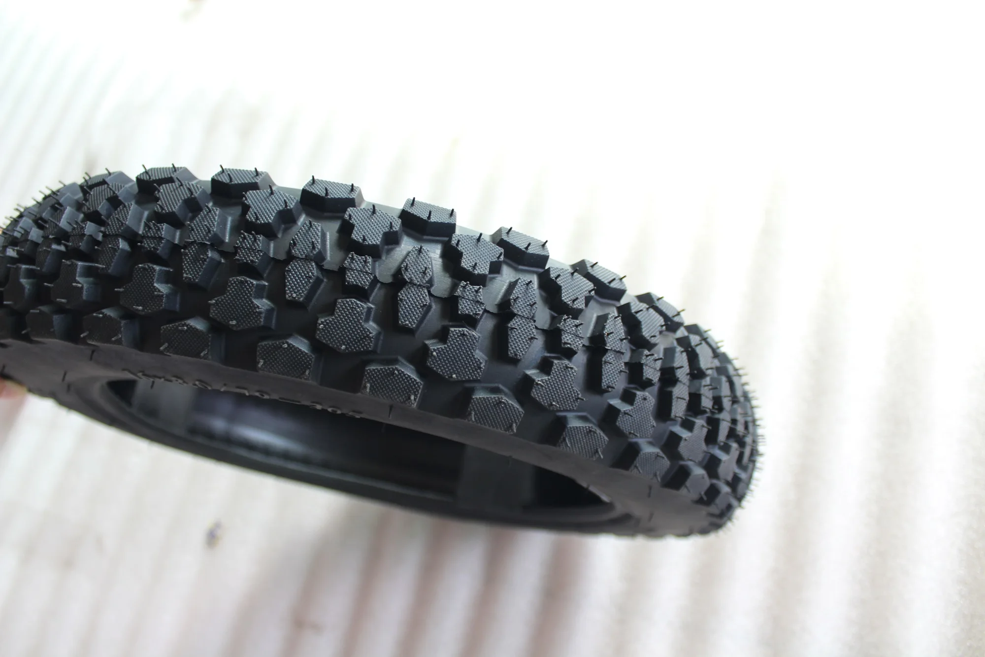 Electric scooter 300-12 vacuum tires flat top snow tires 8-ply thickened wear-resistant electric bike tires