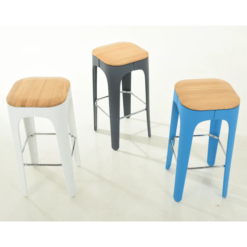 Italy Modern Design Bar Stool Plastic Leg With Solid Wood Seat Fashion Chair Stool With Footrest