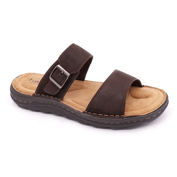 Best selling genuine leather flat sandals men necessary for summer traveling