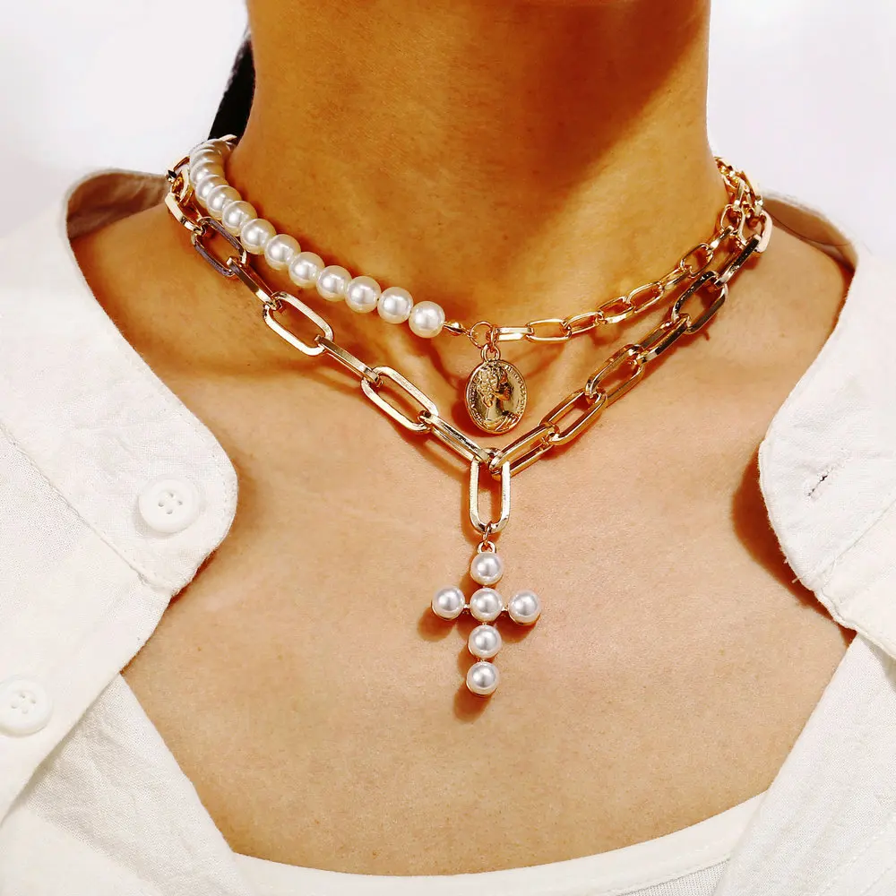 Queen Coin Pearl Cross Pendant Necklace Multilayer Baroque Pearl 18K Gold Plated Chunky Chain Pearl Cross Choker Necklace