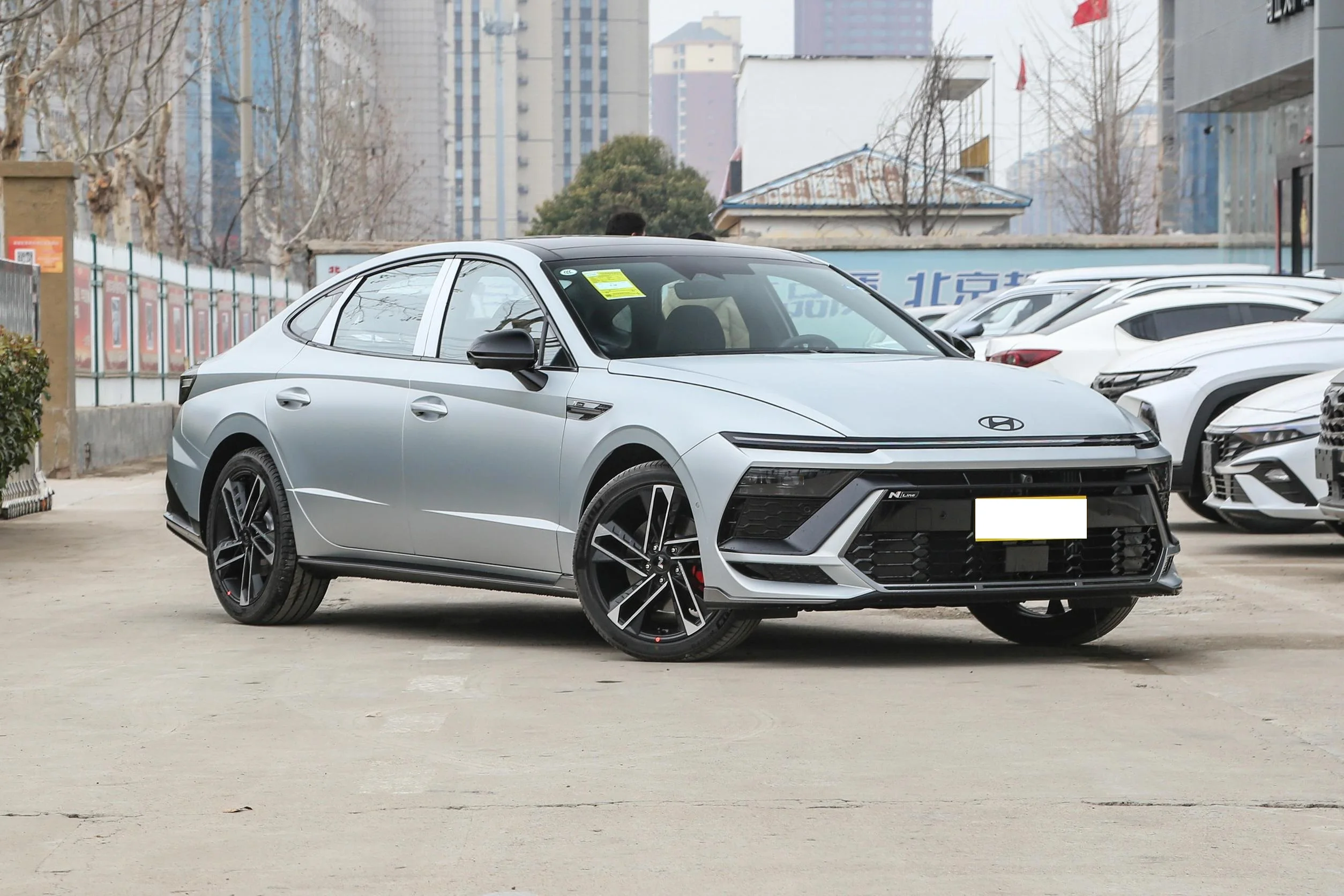 2024 ChinaHyundais Sonata, left-hand drive 210km/h 1.5T 8-speed automatic manual, 4-door, 5-seat mid-size sedan New cars