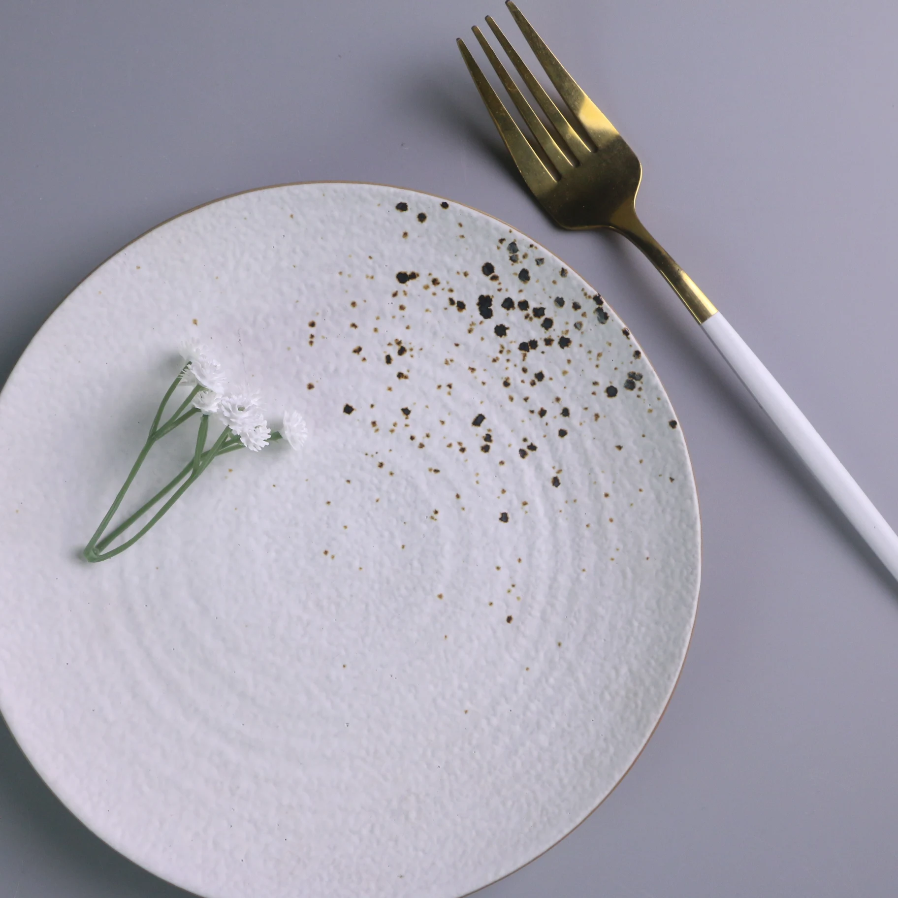 Nordic style wholesale restaurant porcelain frosted white dinner plate dishes customized ceramic plates for wedding