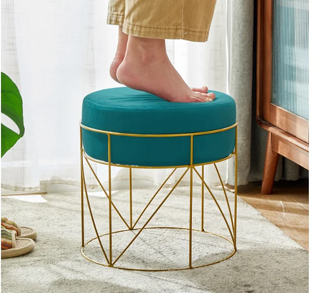 Современная мебель для гостиной с металлической рамой, тканевый бархатный табурет с золотой стороной и хранилищем