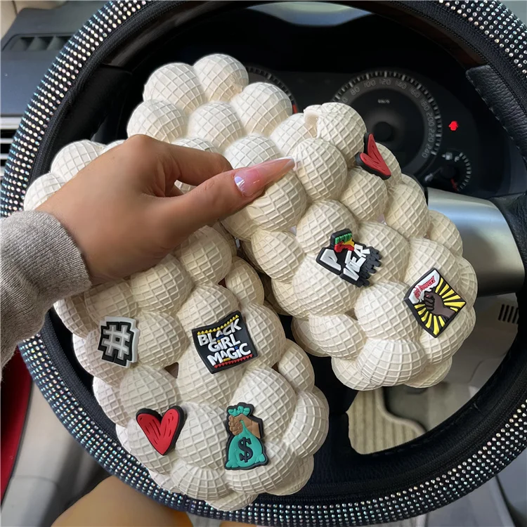 Personalized Beach Summer EVA bubble Slippers with charm pins Slides Soft Ladies Men Women Fashion Lychee Air Bubble Slides