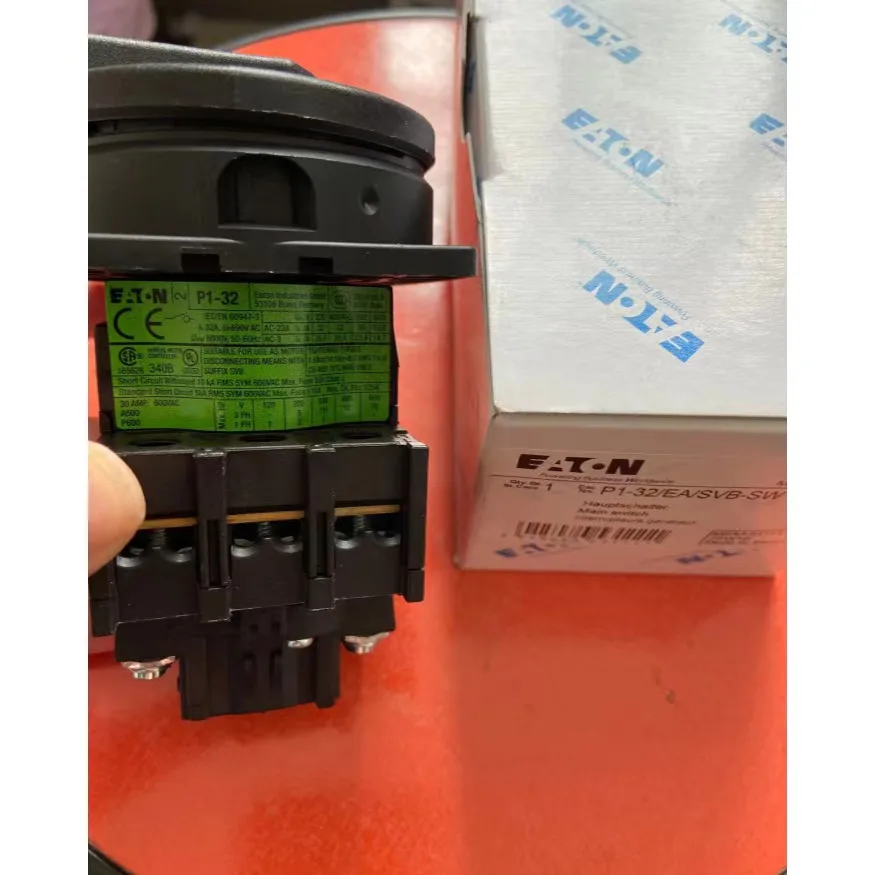 Eaton new original isolating maintenance switch t3-3-8342 / I2 / SVB new original 6p 32A