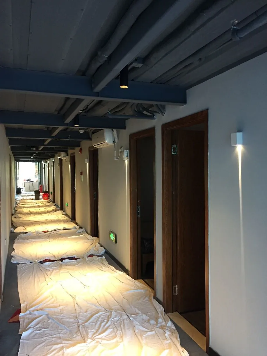 140lm up Down External Contemporary Wall Lights