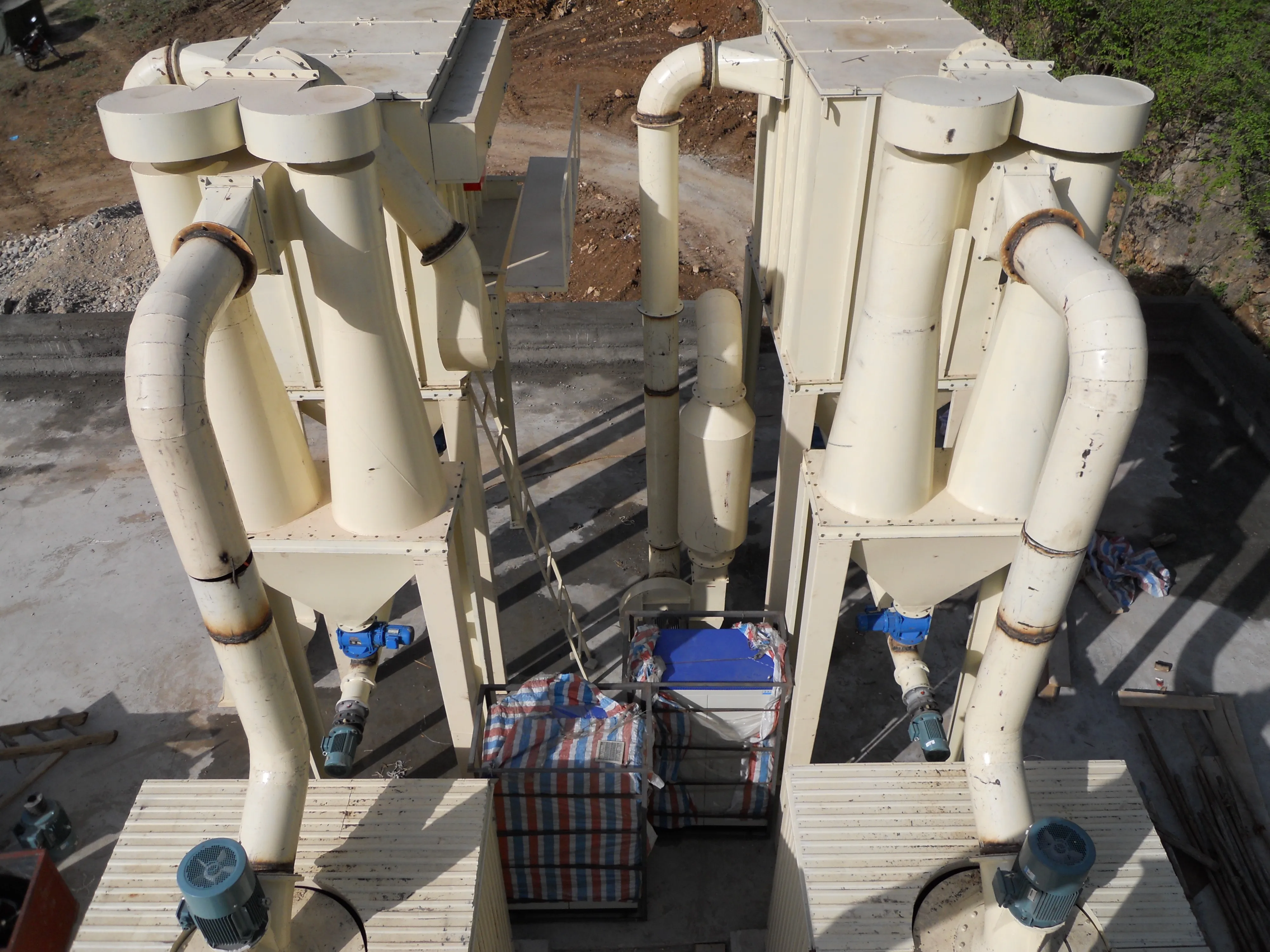 3-25tph Limestone Powder Grinding Mill Machine Discounted for Mining With Core Components Motor Engine Bearing PLC