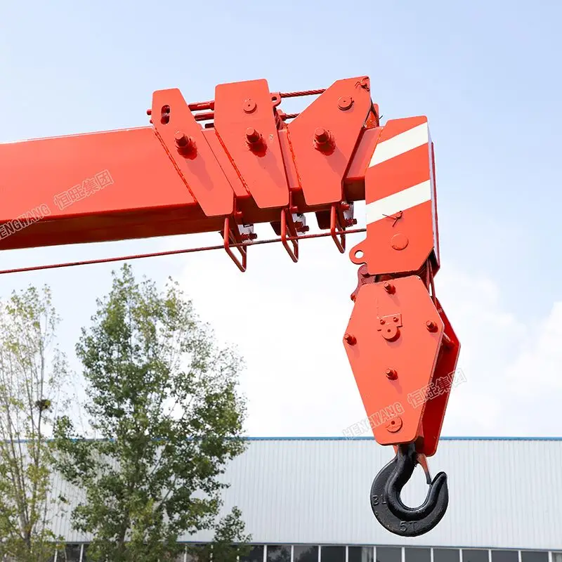 Factory price flatbed cargo truck dump truck beds with crane for sale