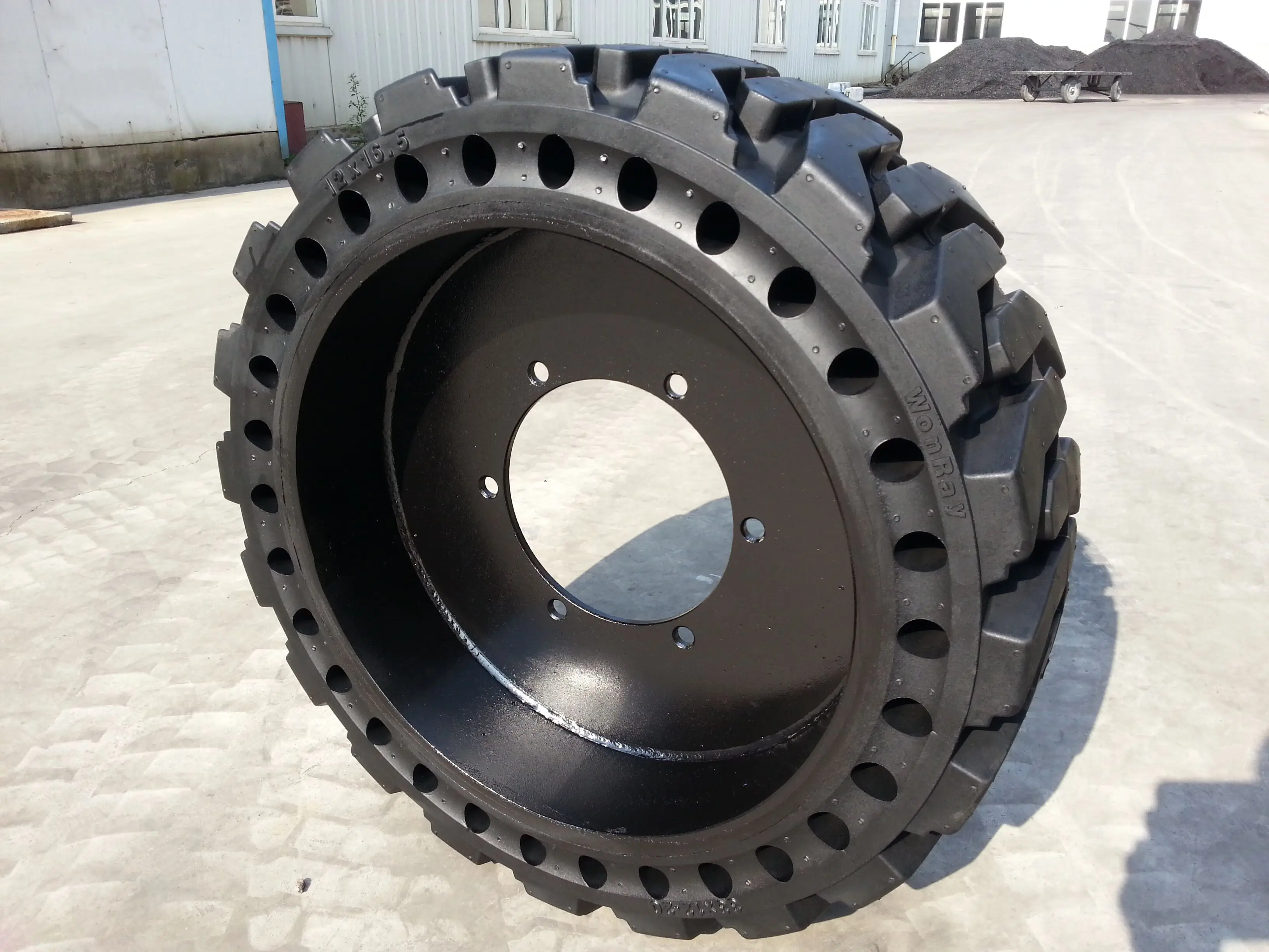 Best solid tire Ameristar 12x16.5 12-16.5 skid steer solid tires 12x16.5 12-16.5 185-9933 tire 12-16.5