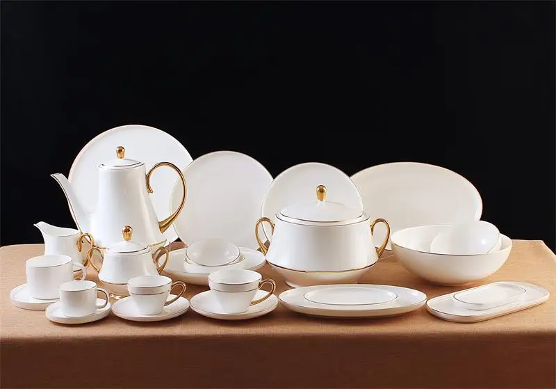 66 pcs real gold rim wholesale bone china plates and dinner set OEM & ODM homeware serving dish  plates ceramic  takmi yemek