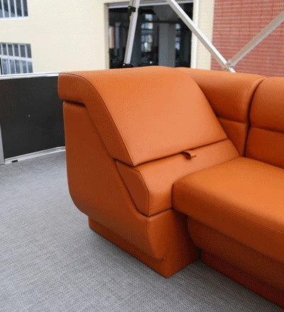 28ft 300HP Tritoon Pontoon Boat With Bathroom For Sale