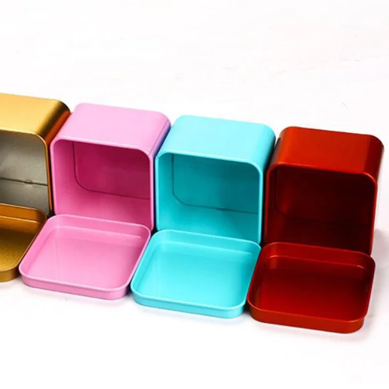 Многоцветный милый дизайн мини-индивидуальная квадратная жестяная банка для рождественской упаковки подарков небольшой контейнер для закусок коробка для конфет