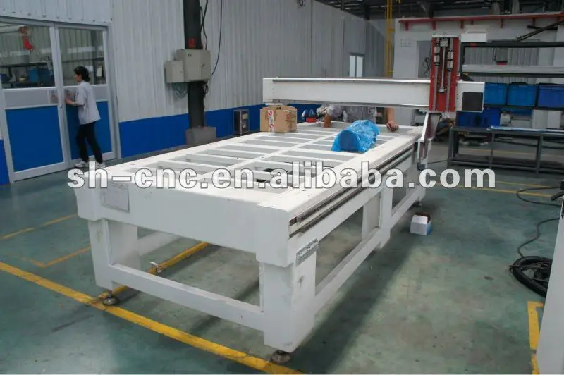 Excitech cnc router with tool changer and drilling unit for wood