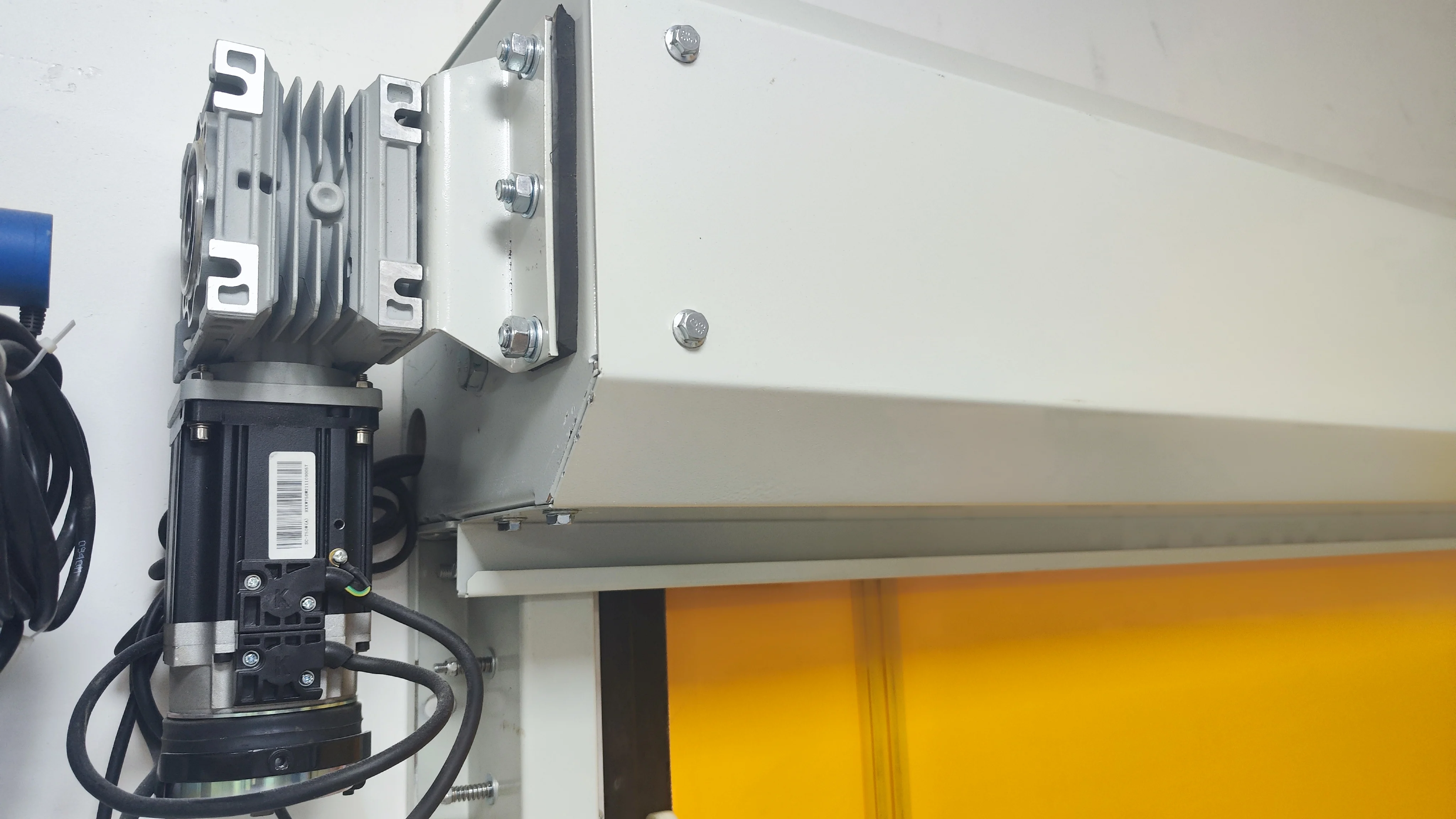 SHUNPENG Brand sealed fast Door PVC High Speed Zipper air bag Door Industrial Door for Industrial Building indoor