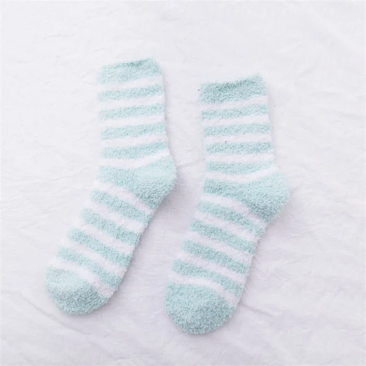Лидер продаж модные пушистые женские носки из микрофибры с узором на заказ