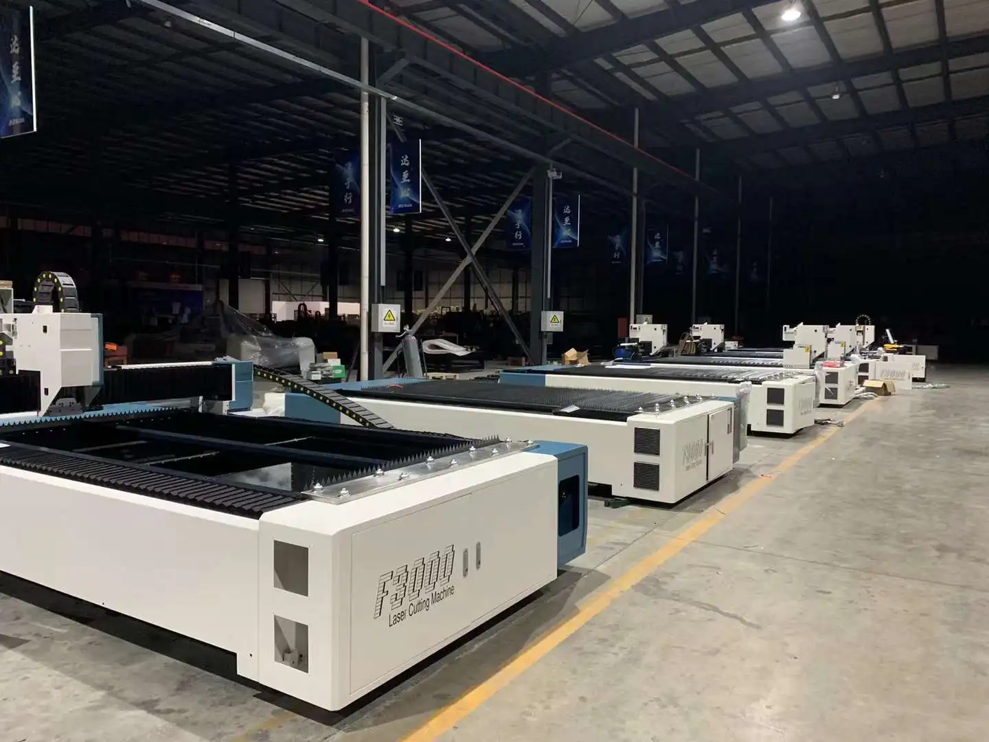 Good Quality Performance cantilever sheet metal process laser cutting machines Laser Cutter opt Raycus or Max laser source