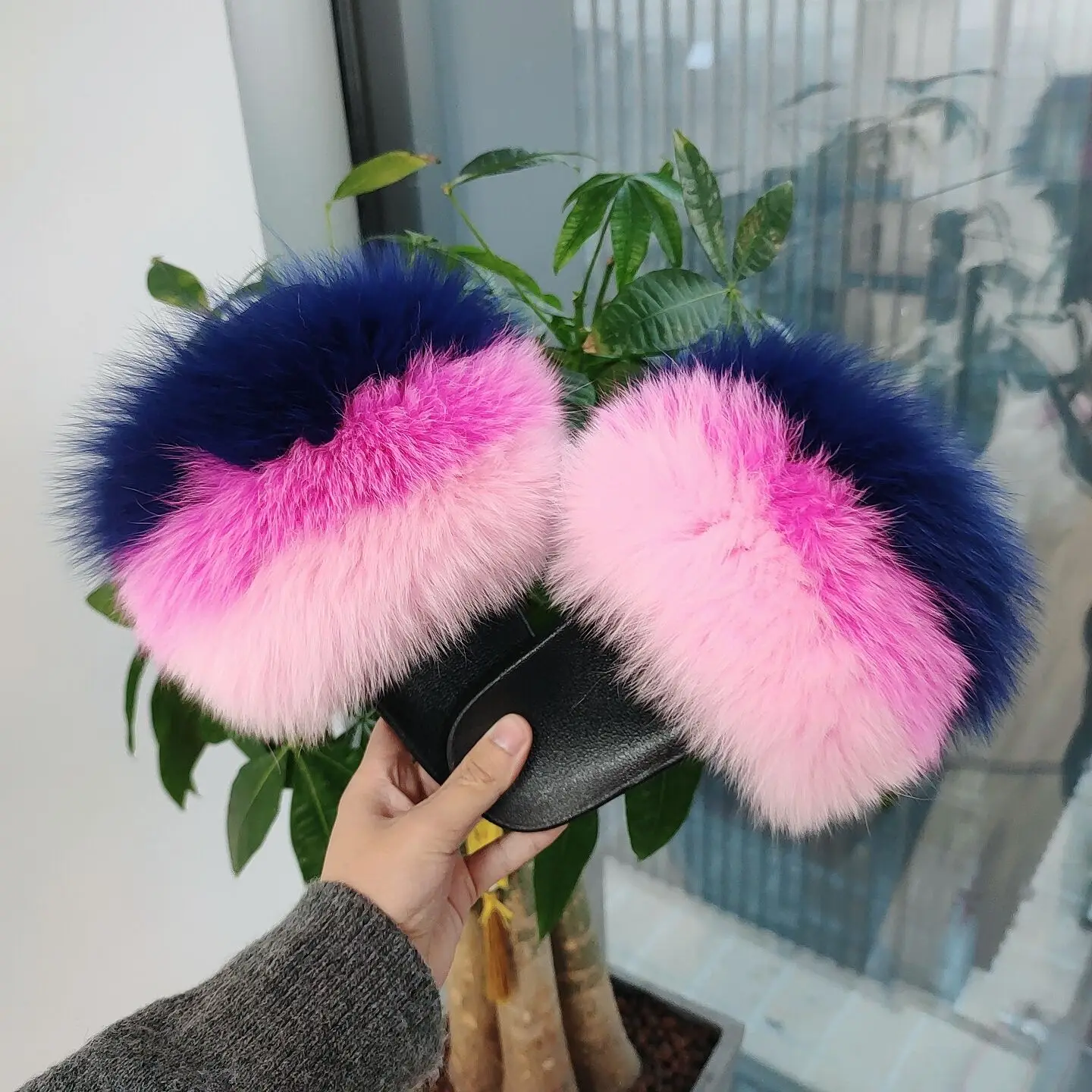 
Fluffy Sandals Wholesale Fur Slippers Hot Selling Women Racoon Fur slides 