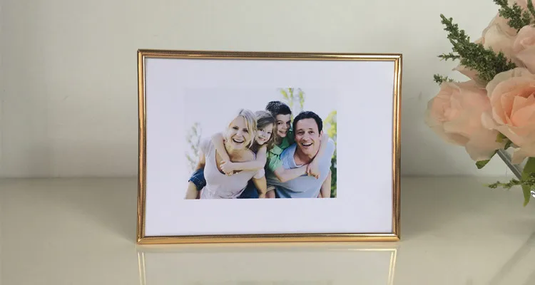 
open painting simple pattern edge stitching metal glass photo frame 