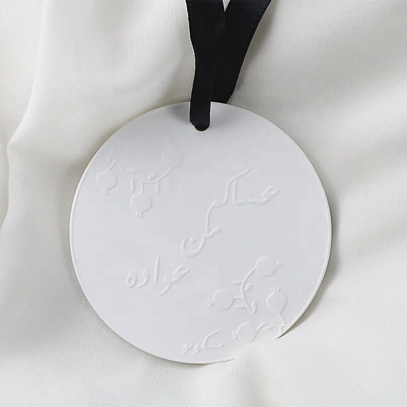 OEM Customized Scented Ceramic Stone Pendant Decoration Aromatherapy Passive Fragrance Essential Oil Diffuser