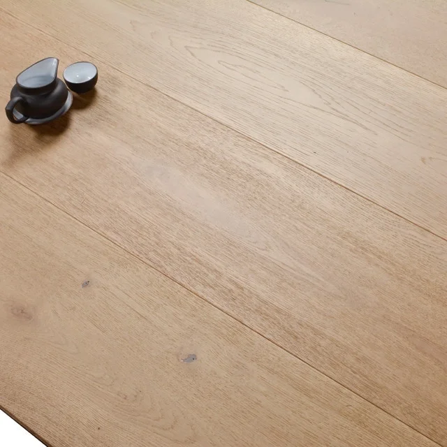 
smooth light color oak timber floating floor for sale 