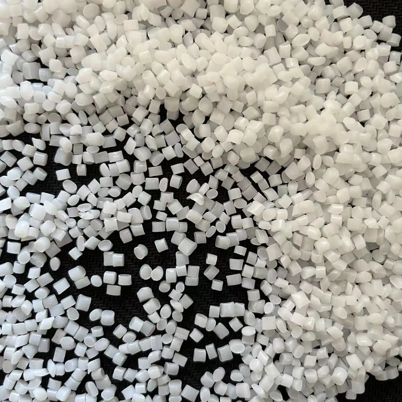 Полистирол бедра пластиковое сырье гранулы бедра гранулы hp825 с лучшим качеством