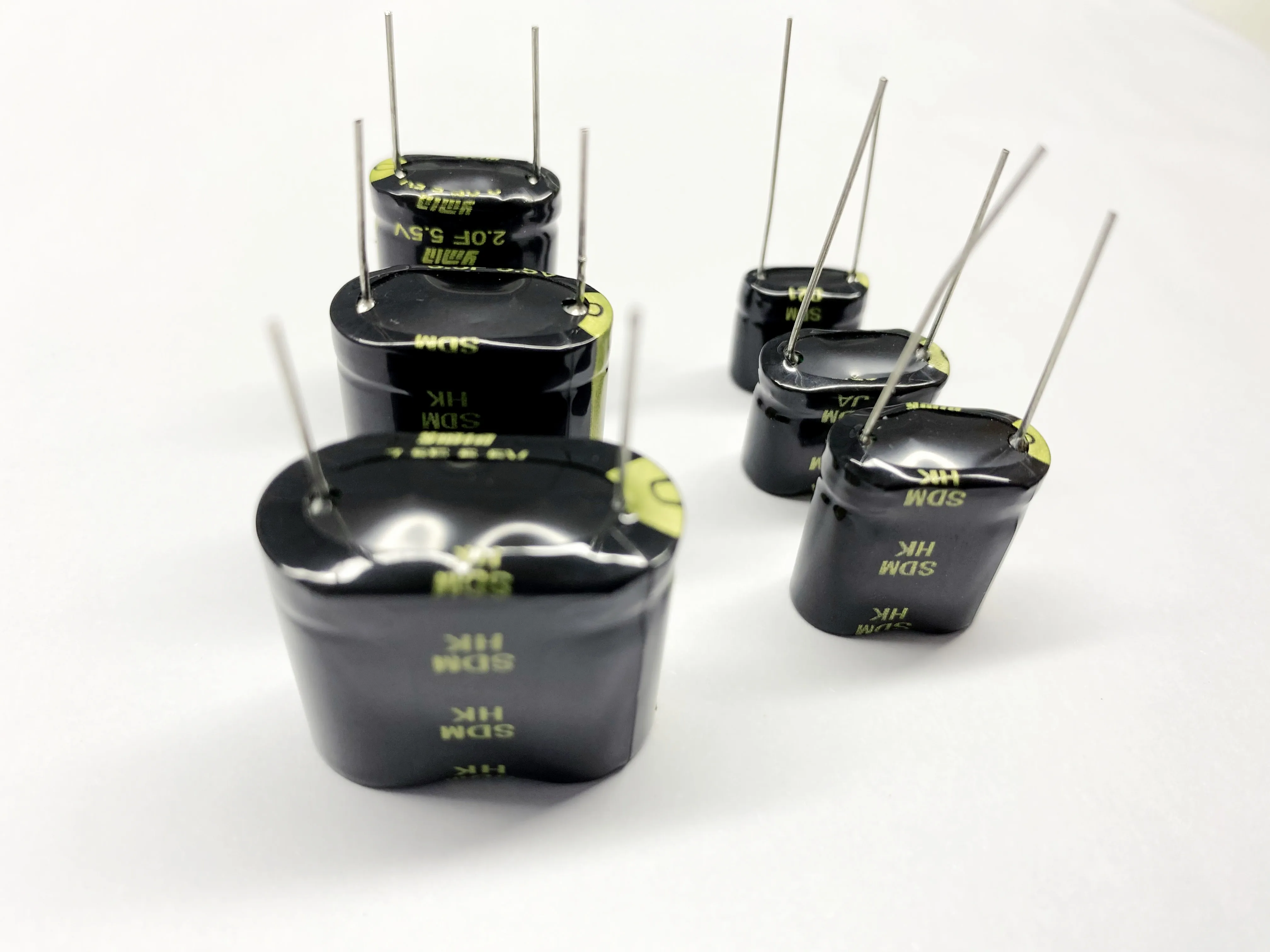 High energy and high power high quality  SDM5.5V 0.33F16*8*14 1000H substitute FMC0H334ZF super-capacitor