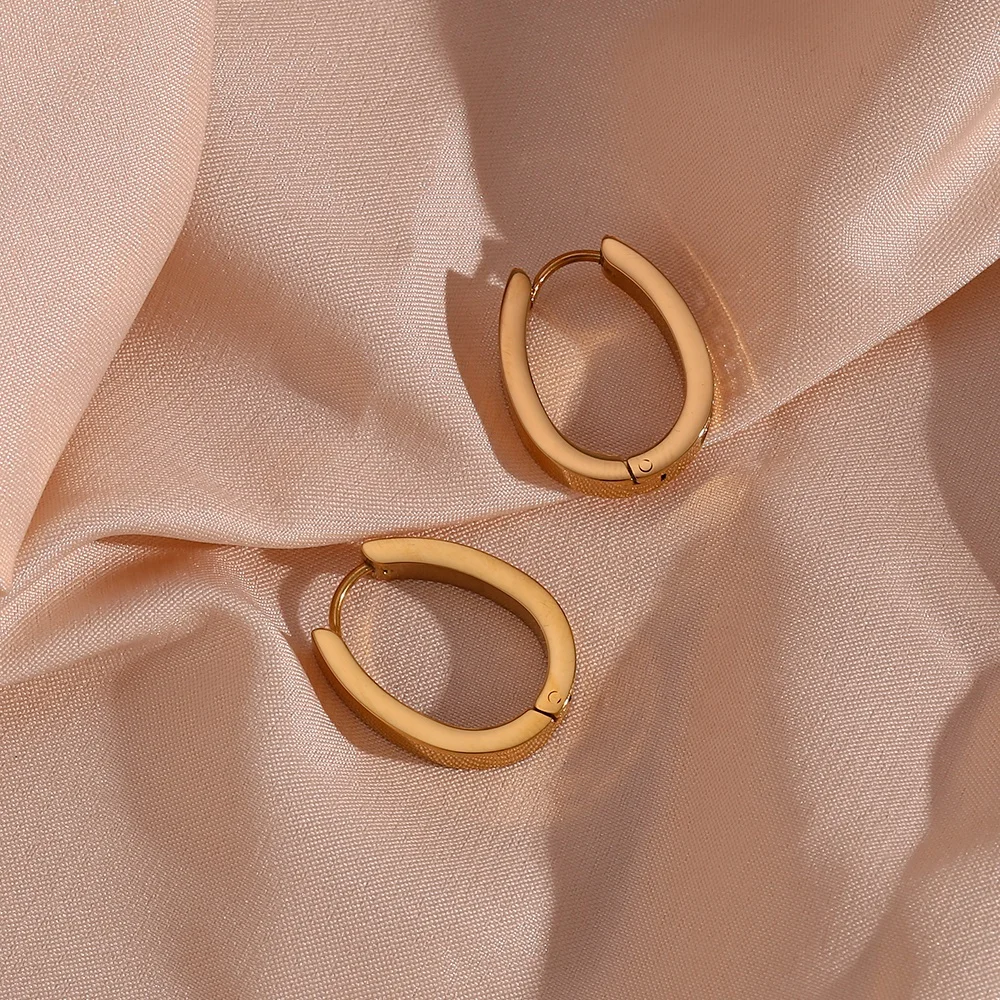 Water Proof U Shape Shining Zircon Huggies Earring 18K Gold Plated Stainless Steel Hoop Earring