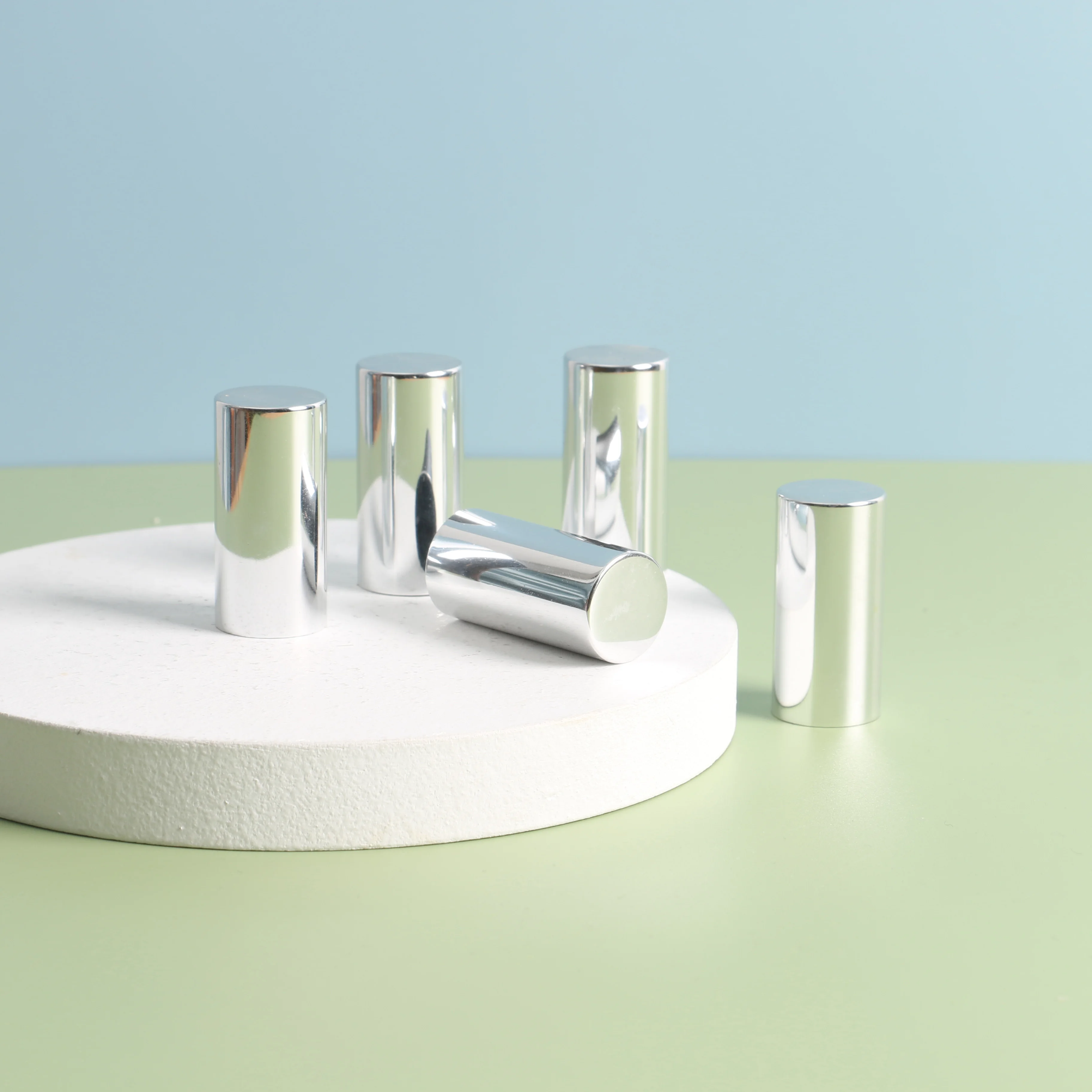 10ml 50ml amber pvc aluminum profile accessory atomizer end sprayer caps screw type threaded cover for bottle tubular glass jar