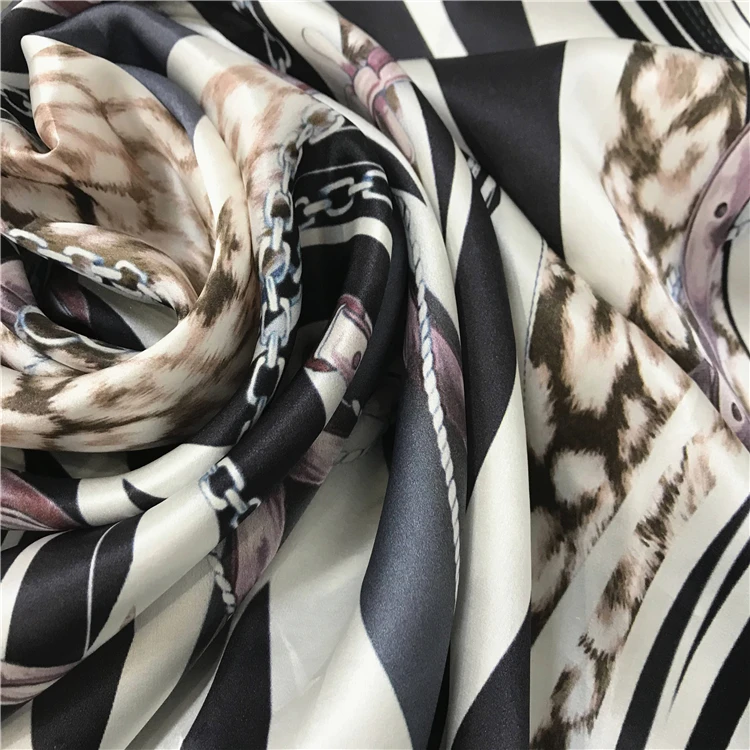 
Animal Print Leopard Fabric 100% Organic Silk 12mm Silk Satin Fabric 