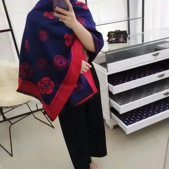 2022 new best quality exclusive winter thick cashmere scarf pashmina women stole shawl russian scarf floral