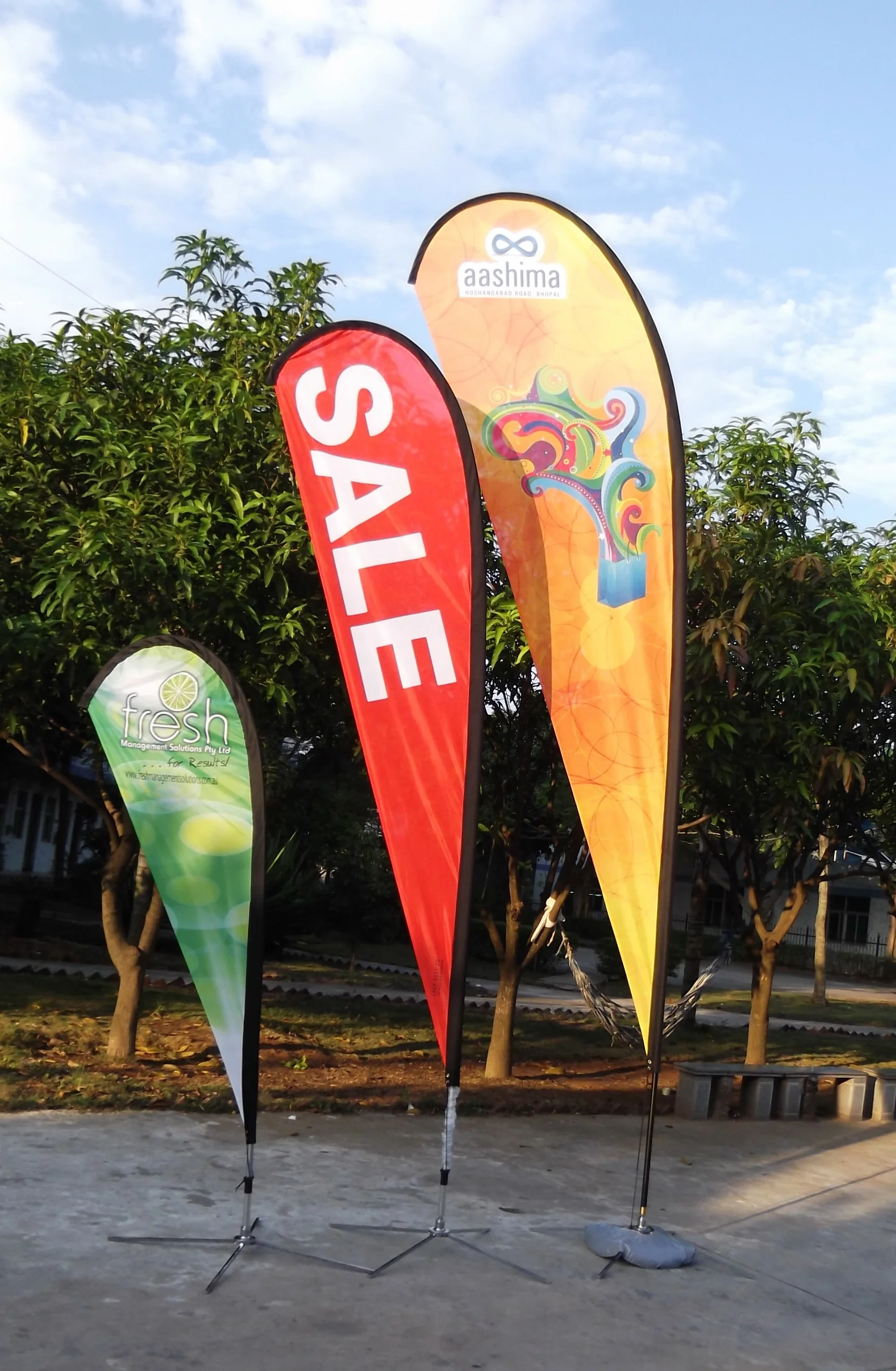 GLOBAL TENT Eye-Catching Promotional Banner Custom Advertising Teardrop Flag With Logo