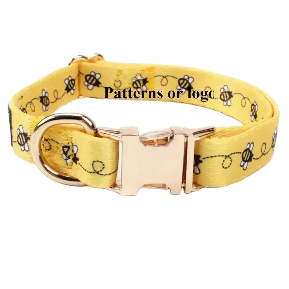 Latest Hot Products Pet Scarf Collar  Glow In The Dark Pet Collar   Cat Rechargeable Glow Light Up Led Pet Dog Collar  Cat