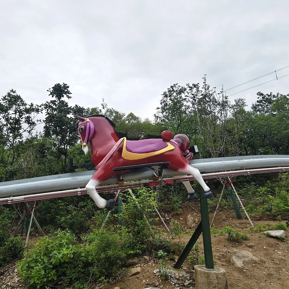 HuHu Ride Amusement Park Operated Machine Electric Horses Ride