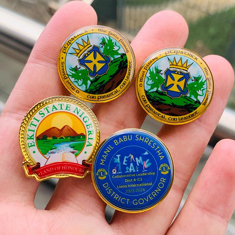 Free Sample Fashion Hat Clothes Badge 3D Company Logo Design Epoxy Pin Personalized Custom Metal Dome Epoxy Resin Lapel Pin