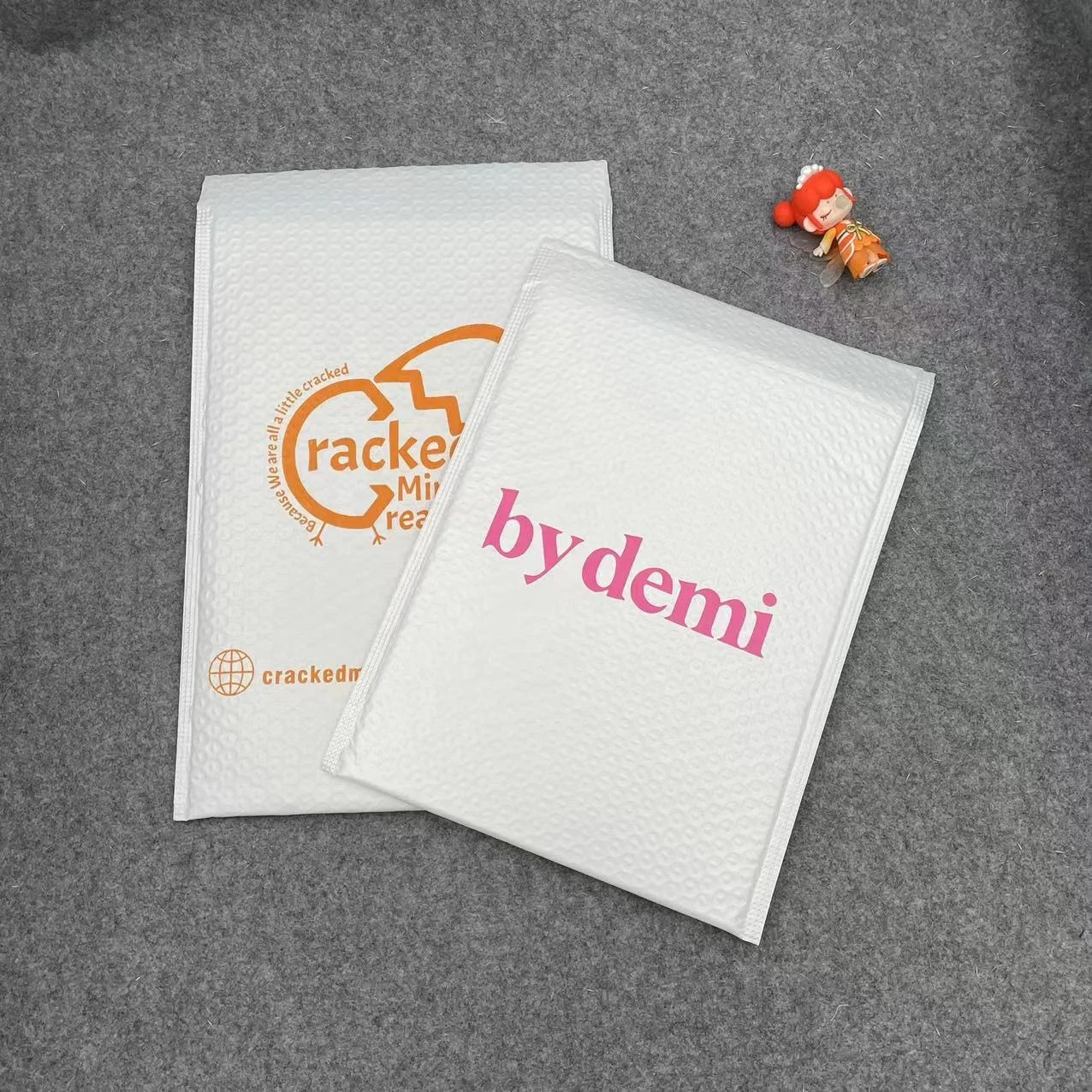Cosmetic Packaging Custom Logo Matte Co-extruded Waterproof Shipping Mailing Poly Mailer Padded Envelope Bubble Mailer Bag