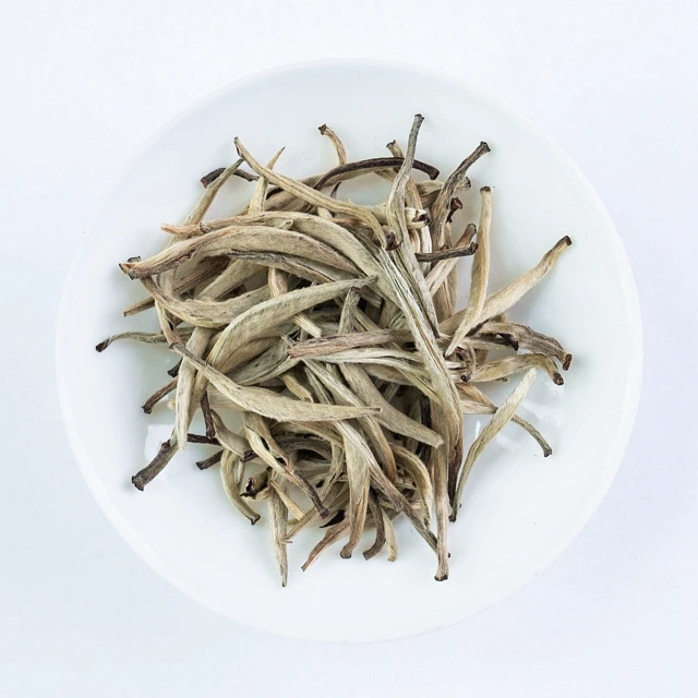 white silver needle tea luxury bai cha bai hao yin zhen