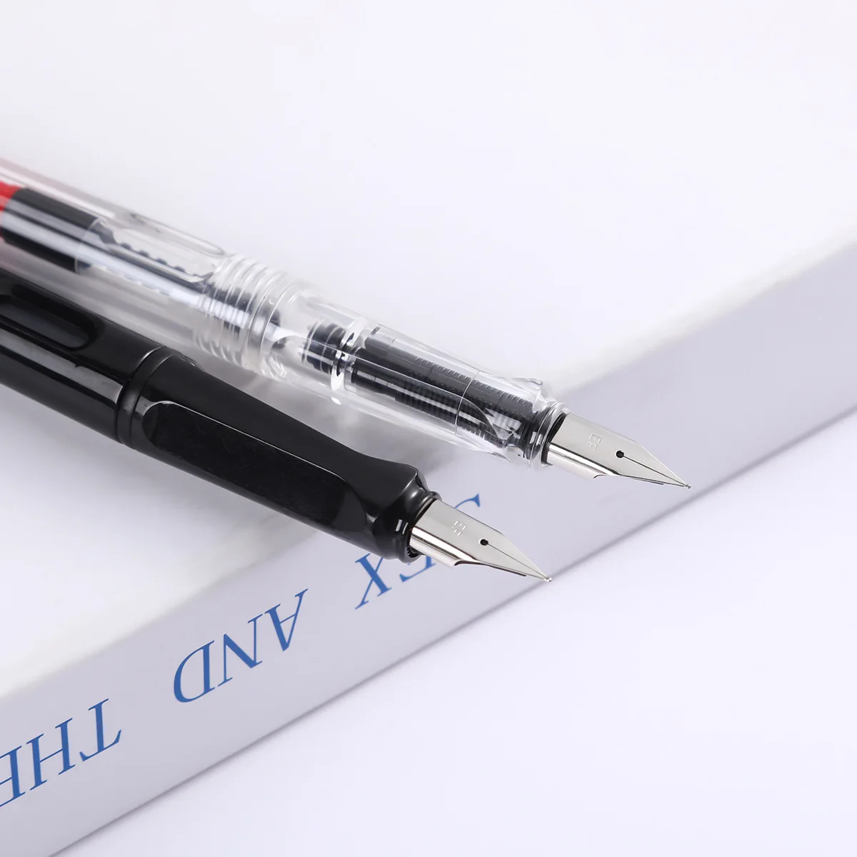 Spot student Fountain pen manufacturers wholesale plastic pens positive posture business gift ink pens
