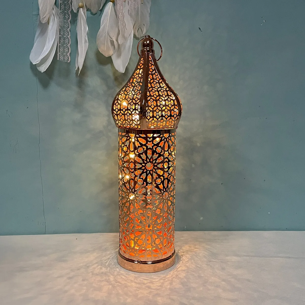 New Moroccan Retro Hollow Led Wind Lamp White Iron Lantern Hotel Home Bedroom Living Room Atmosphere Ramadan Decorative Lamp