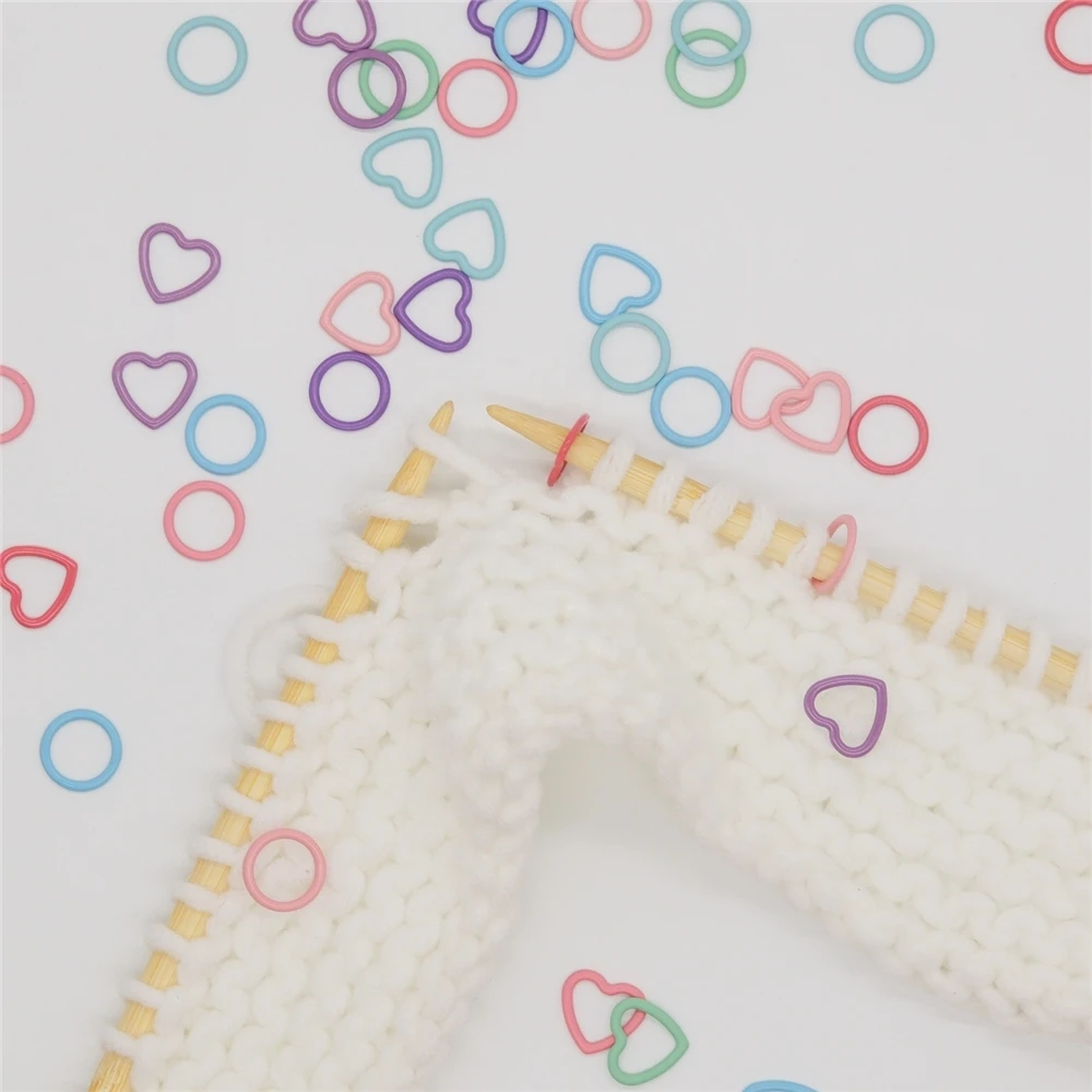 32 Pieces Knitting Random Colored Stitch Markers Rings and Hearts Crochet Locking Knitting Stitch Counter