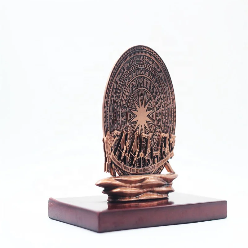 High Quality Decoration Custom Metal Trophy with wood metal trophies made in china